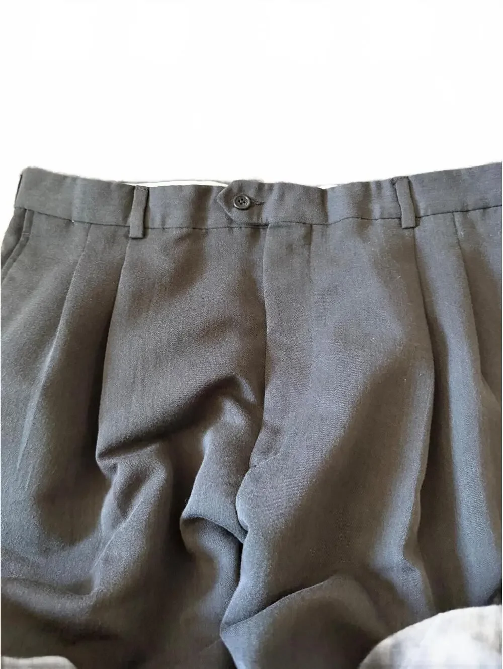 Chaps Ralph Lauren Men’s 38x32 Gray Pleated Dress Pants Classic Fit Trousers